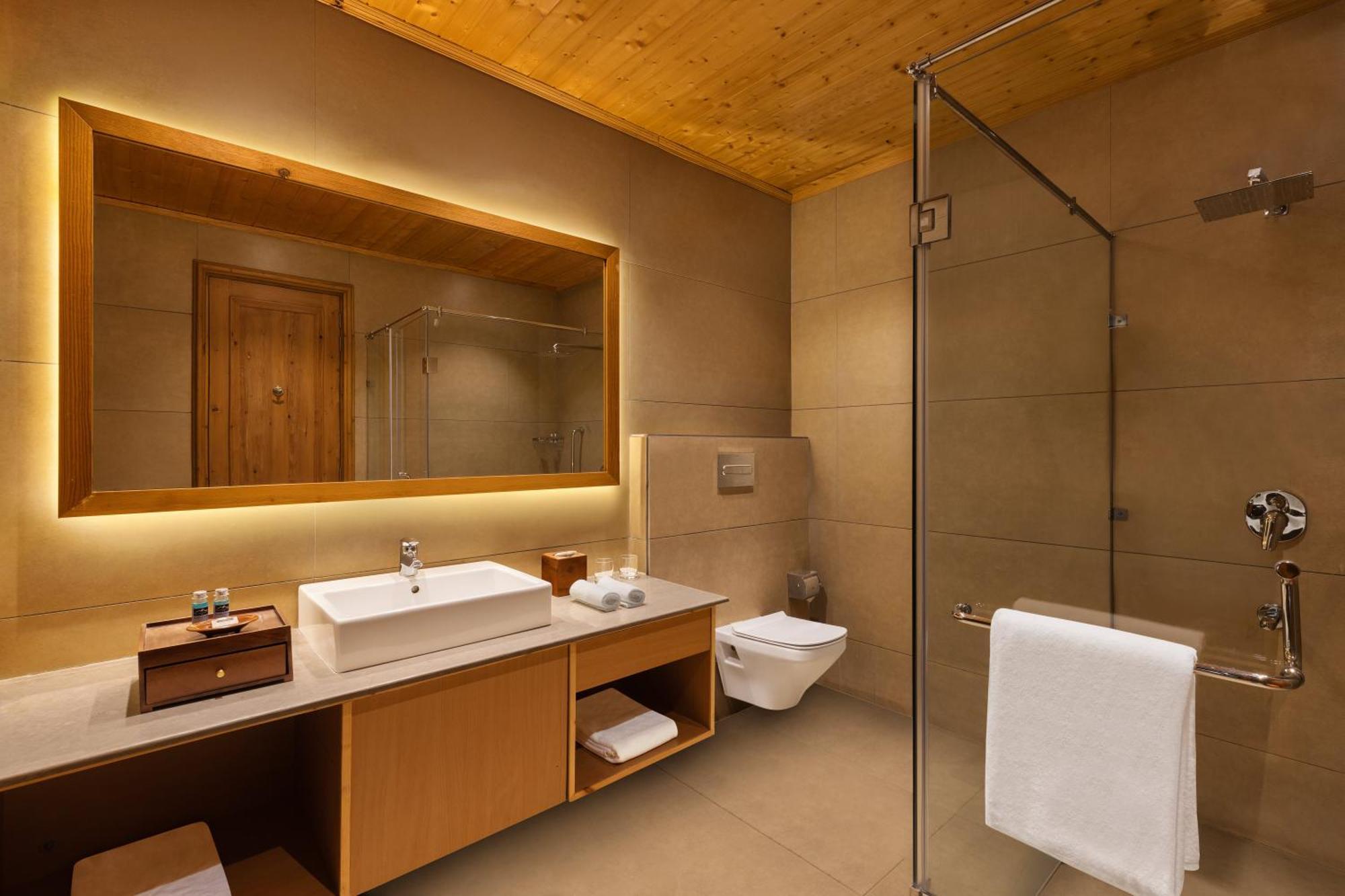 Baragarh Resort & Spa, Manali- Ihcl Seleqtions Eksteriør billede